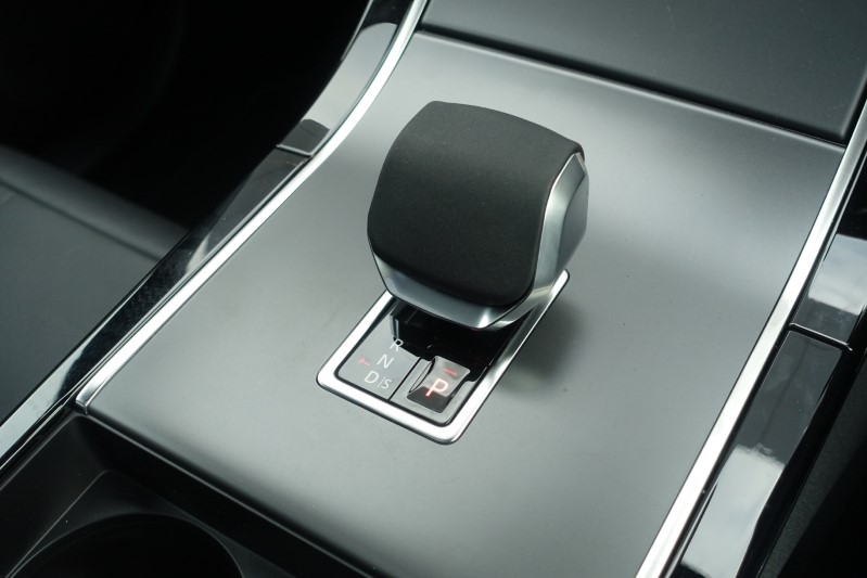  LAND ROVER RANGE ROVER VELAR 2.0 D200 MHEV Dynamic SE 5dr Auto 3946217