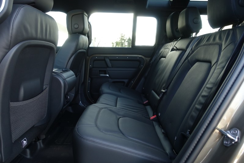  LAND ROVER DEFENDER 3.0 D350 X-Dynamic HSE 110 5dr Auto 3948656