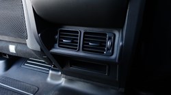 LAND ROVER DEFENDER 3.0 D350 X-Dynamic HSE 110 5dr Auto 3948657