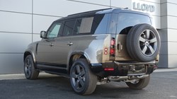 LAND ROVER DEFENDER 3.0 D350 X-Dynamic HSE 110 5dr Auto 3948654