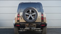 LAND ROVER DEFENDER 3.0 D350 X-Dynamic HSE 110 5dr Auto 3948658