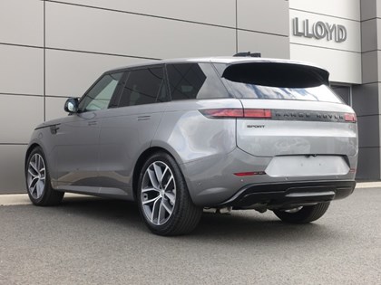 LAND ROVER RANGE ROVER SPORT 3.0 D300 Dynamic SE 5dr Auto