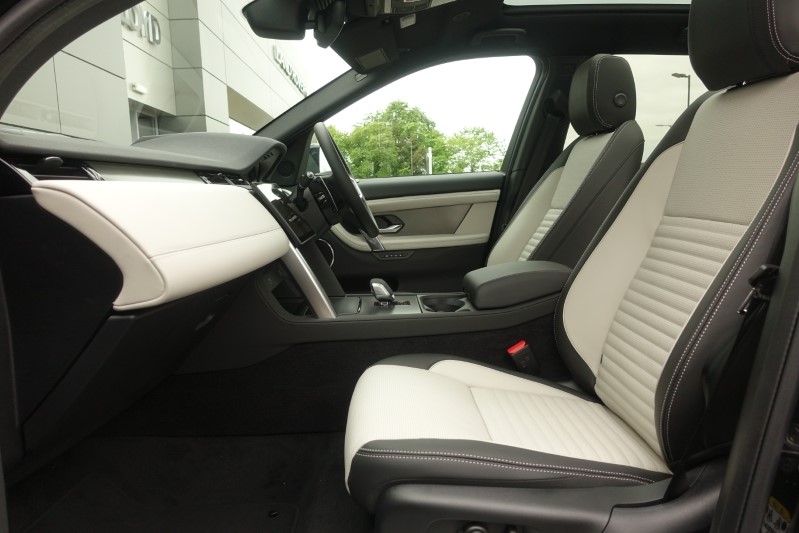  LAND ROVER DISCOVERY SPORT 2.0 D200 Dynamic HSE 5dr Auto [7 Seat] 4250712