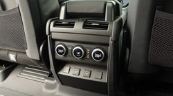 LAND ROVER DEFENDER 3.0 D350 X-Dynamic HSE 130 5dr Auto 4764774