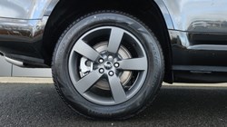 LAND ROVER DEFENDER 3.0 D350 X-Dynamic HSE 130 5dr Auto 4764782