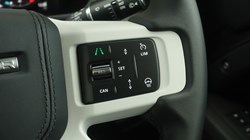LAND ROVER DEFENDER 3.0 D350 X-Dynamic HSE 130 5dr Auto 4764789