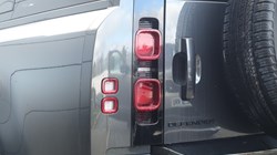 LAND ROVER DEFENDER 3.0 D350 X-Dynamic HSE 130 5dr Auto 4764775