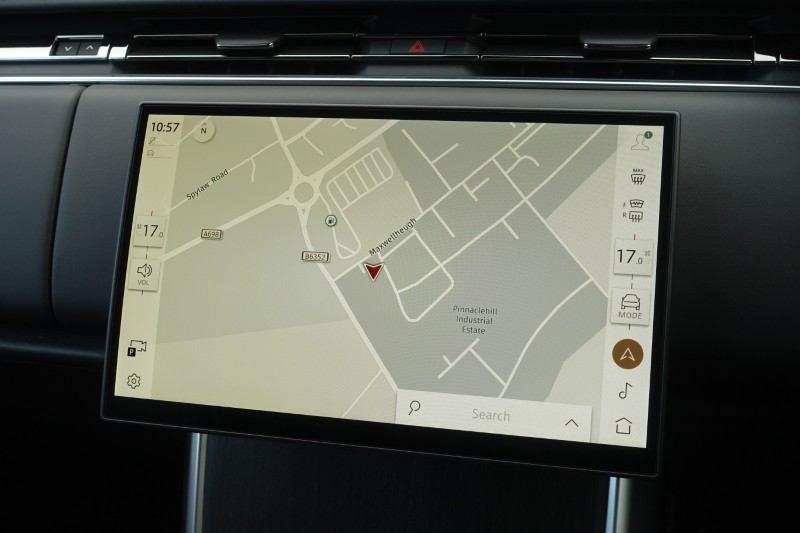  LAND ROVER RANGE ROVER 3.0 D350 SE 4dr Auto 4618892