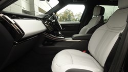 LAND ROVER RANGE ROVER SPORT 3.0 D300 Dynamic SE 5dr Auto 4623701
