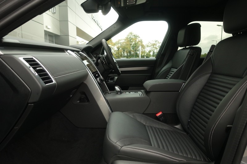  LAND ROVER DISCOVERY 3.0 D350 Dynamic SE 5dr Auto 4620699