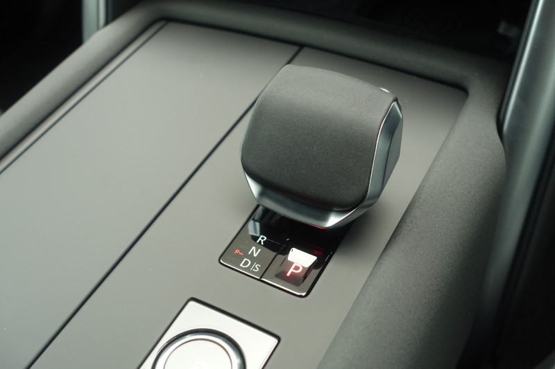  LAND ROVER DISCOVERY 3.0 D350 Dynamic SE 5dr Auto 4620708