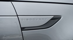 LAND ROVER DISCOVERY 3.0 D350 Dynamic SE 5dr Auto 4620715