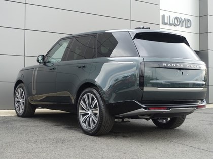 LAND ROVER RANGE ROVER 3.0 D300 HSE 4dr Auto