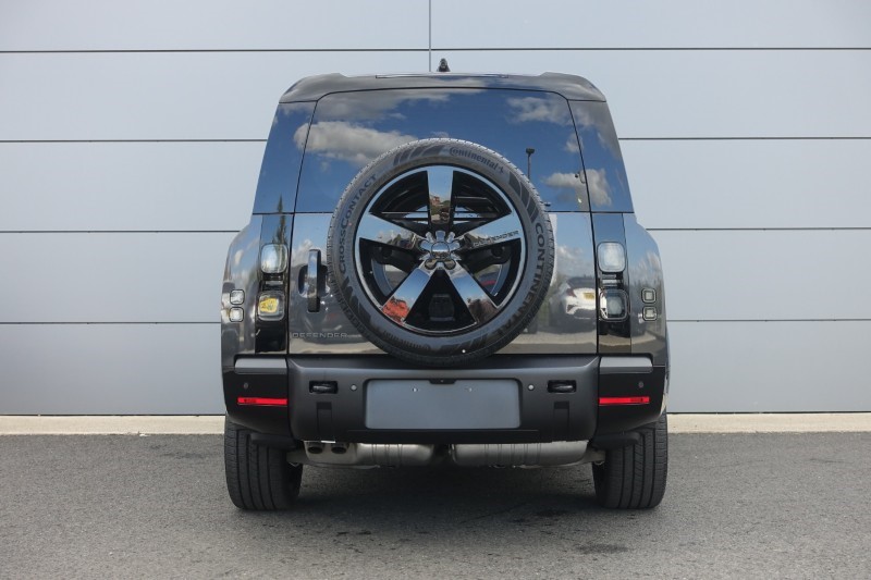  LAND ROVER DEFENDER 3.0 D350 X-Dynamic HSE 130 5dr Auto 4592852