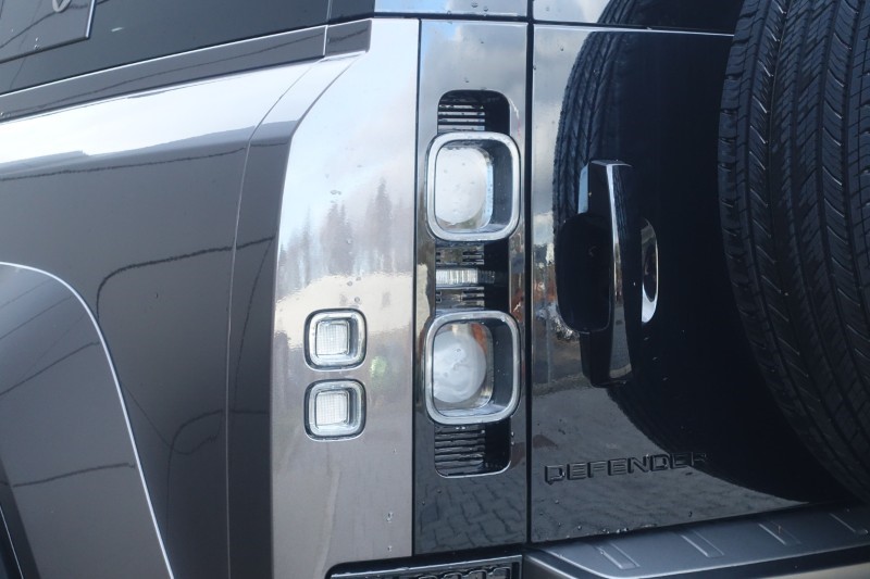  LAND ROVER DEFENDER 4.4 P635 Octa 110 5dr Auto 4764560