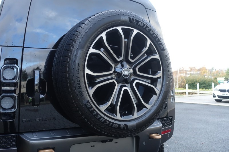  LAND ROVER DEFENDER 4.4 P635 Octa 110 5dr Auto 4764571
