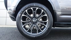 LAND ROVER DEFENDER 4.4 P635 Octa 110 5dr Auto 4764568