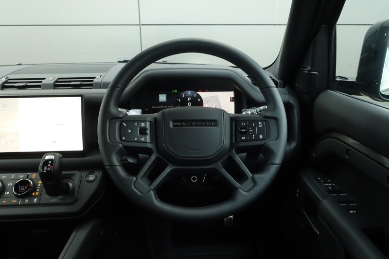  LAND ROVER DEFENDER 4.4 P635 Octa 110 5dr Auto 4764556