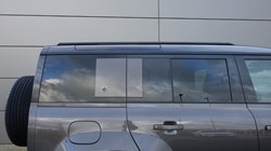 LAND ROVER DEFENDER 4.4 P635 Octa 110 5dr Auto 4764566