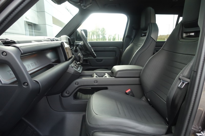  LAND ROVER DEFENDER 4.4 P635 Octa 110 5dr Auto 4764545