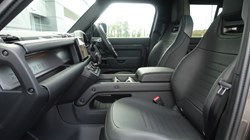 LAND ROVER DEFENDER 4.4 P635 Octa 110 5dr Auto 4764545