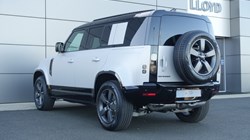 LAND ROVER DEFENDER 3.0 D350 X-Dynamic SE 110 5dr Auto 5306847