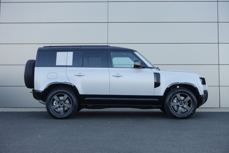  LAND ROVER DEFENDER 3.0 D350 X-Dynamic SE 110 5dr Auto 5306850