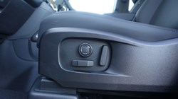 LAND ROVER DEFENDER 3.0 D350 X-Dynamic SE 110 5dr Auto 5306912