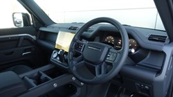LAND ROVER DEFENDER 3.0 D350 X-Dynamic SE 110 5dr Auto 5306897