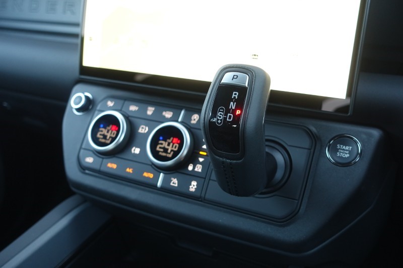  LAND ROVER DEFENDER 3.0 D350 X-Dynamic SE 110 5dr Auto 5306858