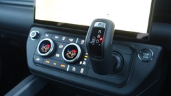 LAND ROVER DEFENDER 3.0 D350 X-Dynamic SE 110 5dr Auto 5306858