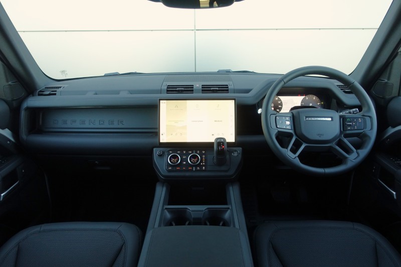  LAND ROVER DEFENDER 3.0 D350 X-Dynamic SE 110 5dr Auto 5306854