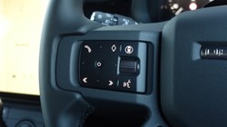 LAND ROVER DEFENDER 3.0 D350 X-Dynamic SE 110 5dr Auto 5306887