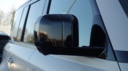 LAND ROVER DEFENDER 3.0 D350 X-Dynamic SE 110 5dr Auto 5306867