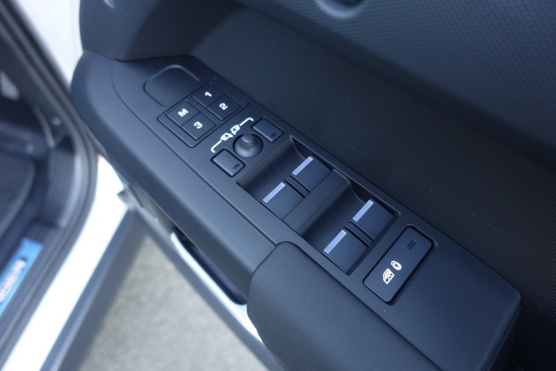  LAND ROVER DEFENDER 3.0 D350 X-Dynamic SE 110 5dr Auto 5306902