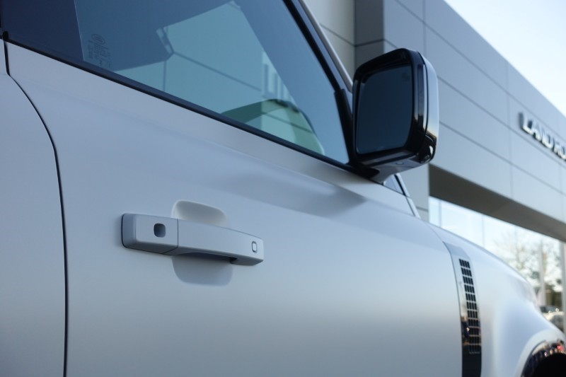  LAND ROVER DEFENDER 3.0 D350 X-Dynamic SE 110 5dr Auto 5306868