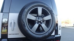 LAND ROVER DEFENDER 3.0 D350 X-Dynamic SE 110 5dr Auto 5306872