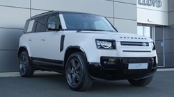 LAND ROVER DEFENDER 3.0 D350 X-Dynamic SE 110 5dr Auto 5306846