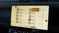 LAND ROVER DEFENDER 3.0 D350 X-Dynamic SE 110 5dr Auto 5306889