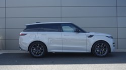 LAND ROVER RANGE ROVER SPORT 3.0 P460e Dynamic SE 5dr Auto 5446431