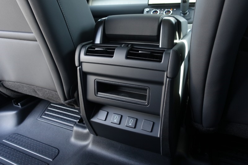  LAND ROVER DEFENDER 3.0 D350 S 110 5dr Auto 5304042