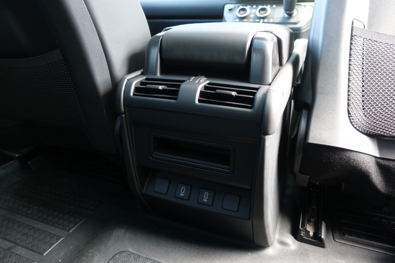  LAND ROVER DEFENDER 3.0 D350 X-Dynamic HSE 90 3dr Auto 5303619