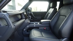 LAND ROVER DEFENDER 3.0 D350 X-Dynamic HSE 90 3dr Auto 5303604
