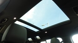 LAND ROVER DEFENDER 3.0 D350 X-Dynamic HSE 110 5dr Auto 5305313