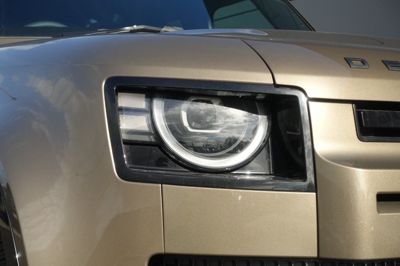  LAND ROVER DEFENDER 3.0 D350 X-Dynamic HSE 110 5dr Auto 5305308