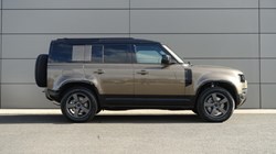 LAND ROVER DEFENDER 3.0 D350 X-Dynamic HSE 110 5dr Auto 5305296