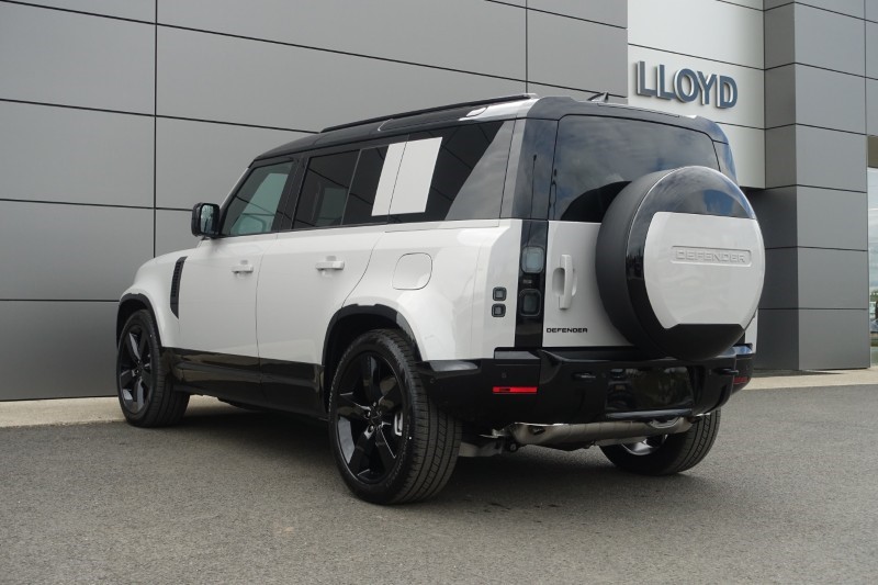  LAND ROVER DEFENDER 2.0 P300e X-Dynamic HSE 110 5dr Auto