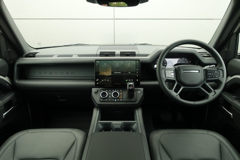  LAND ROVER DEFENDER 2.0 P300e X-Dynamic HSE 110 5dr Auto 5351886