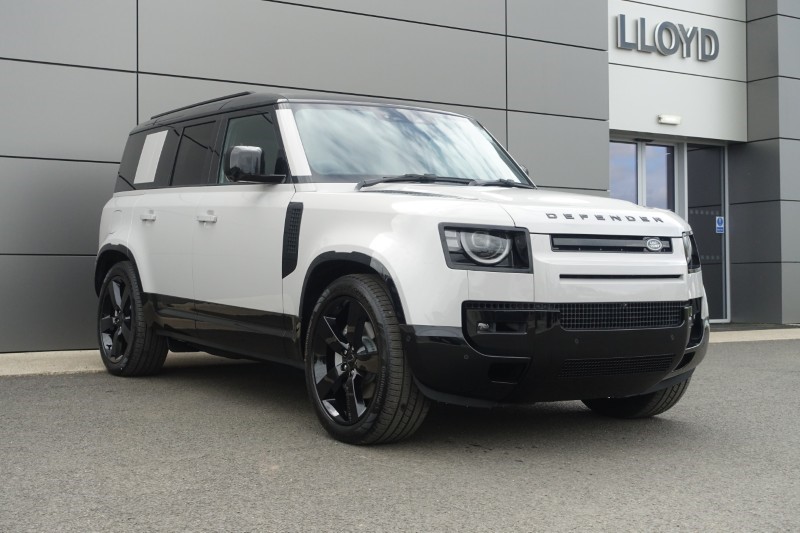  LAND ROVER DEFENDER 2.0 P300e X-Dynamic HSE 110 5dr Auto