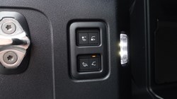 LAND ROVER DEFENDER 3.0 D350 X-Dynamic HSE 110 5dr Auto 5528906
